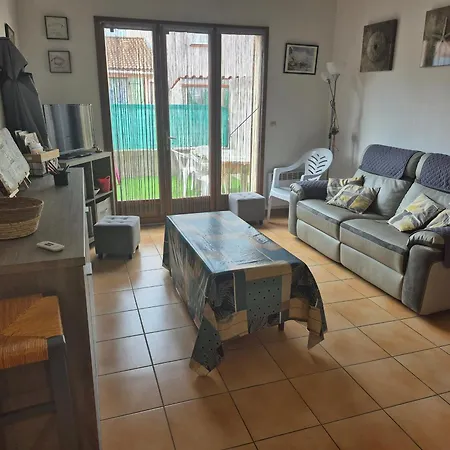 Holiday home Maison Climatisee 4 Pers, Parking, - Fr-1-776-136 *